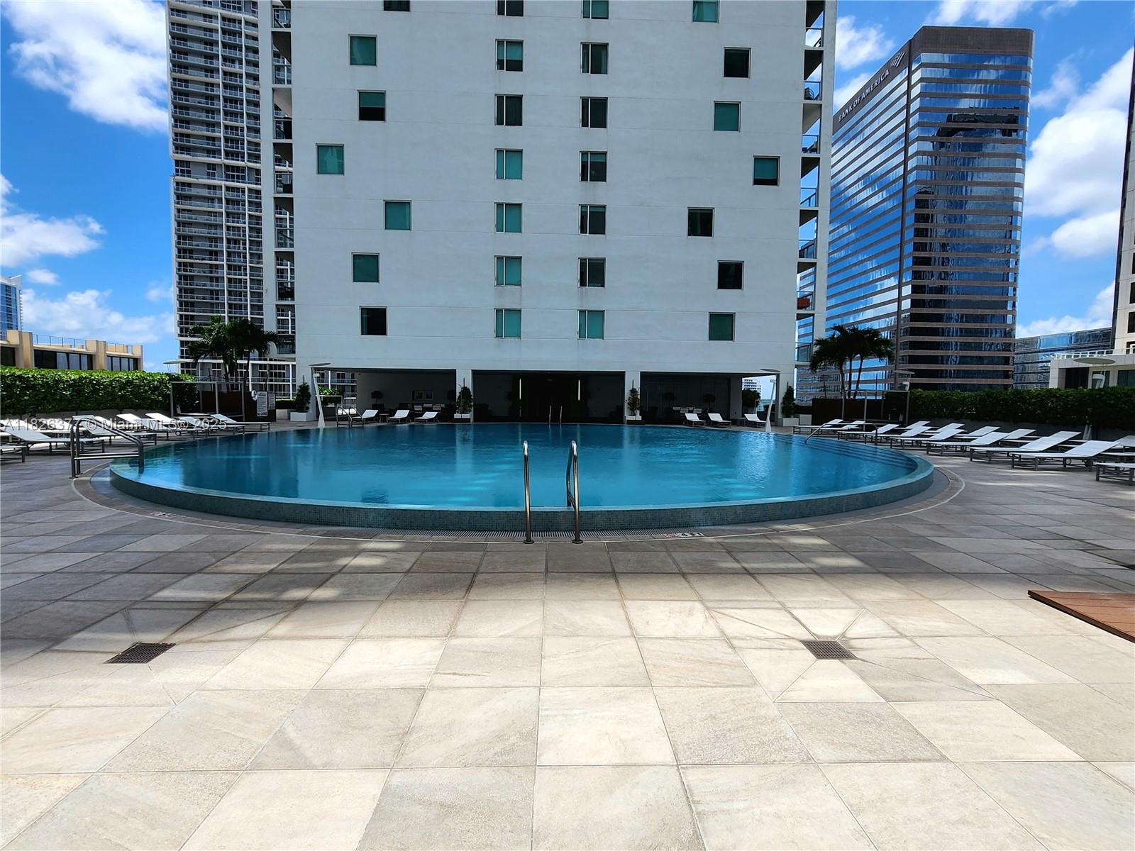 55 SE 6th St # 4305