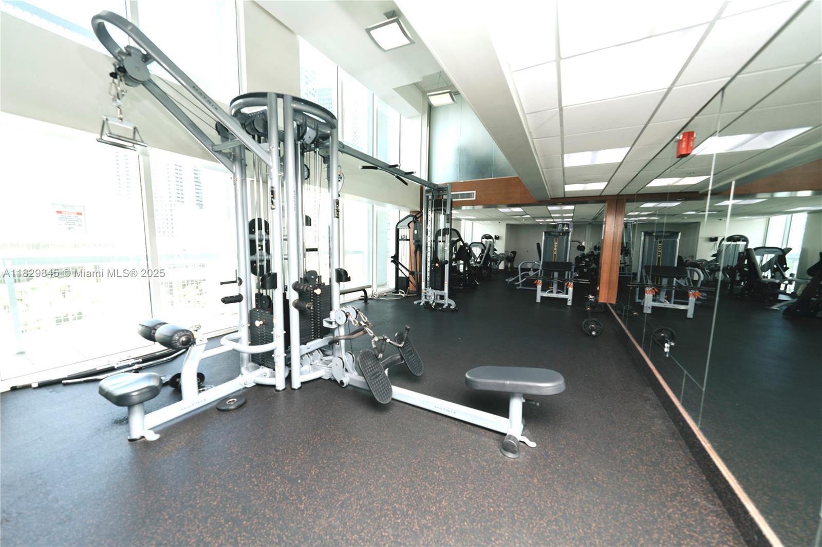 31 SE 5th St # 4214