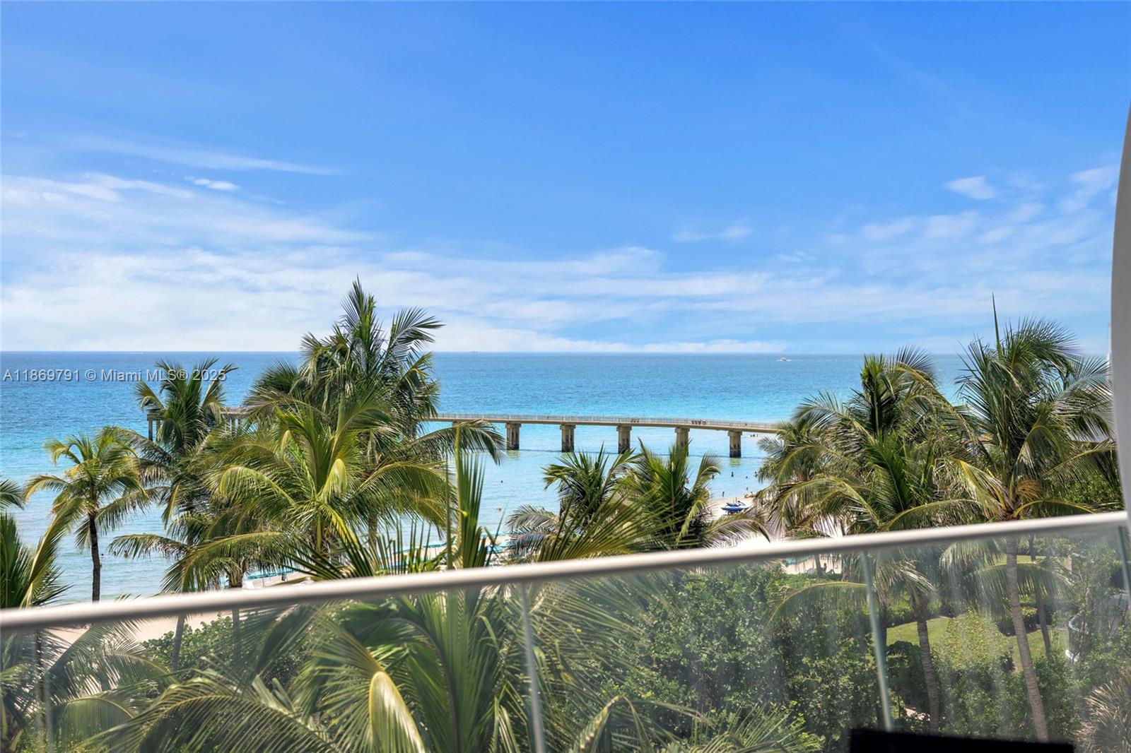 16901 Collins Ave # 503