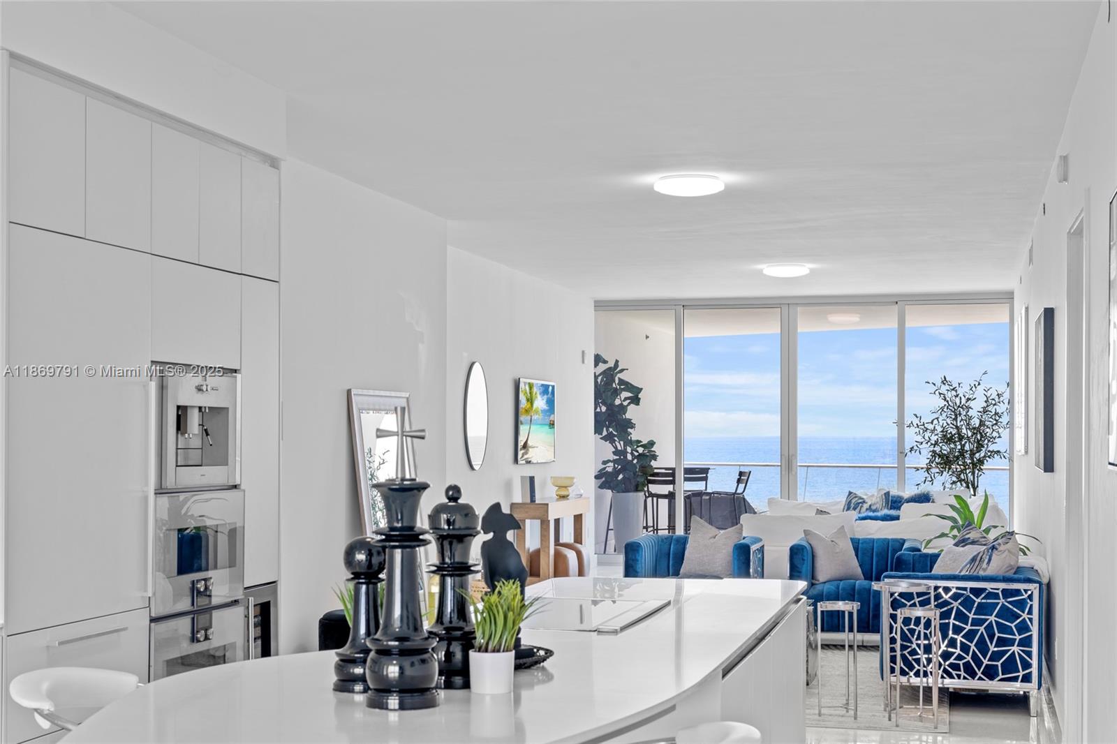 16901 Collins Ave # 503