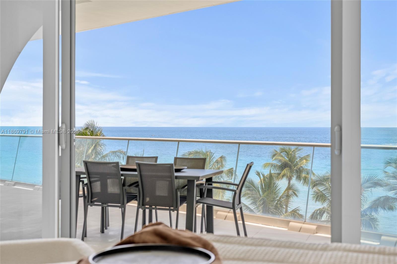 16901 Collins Ave # 503