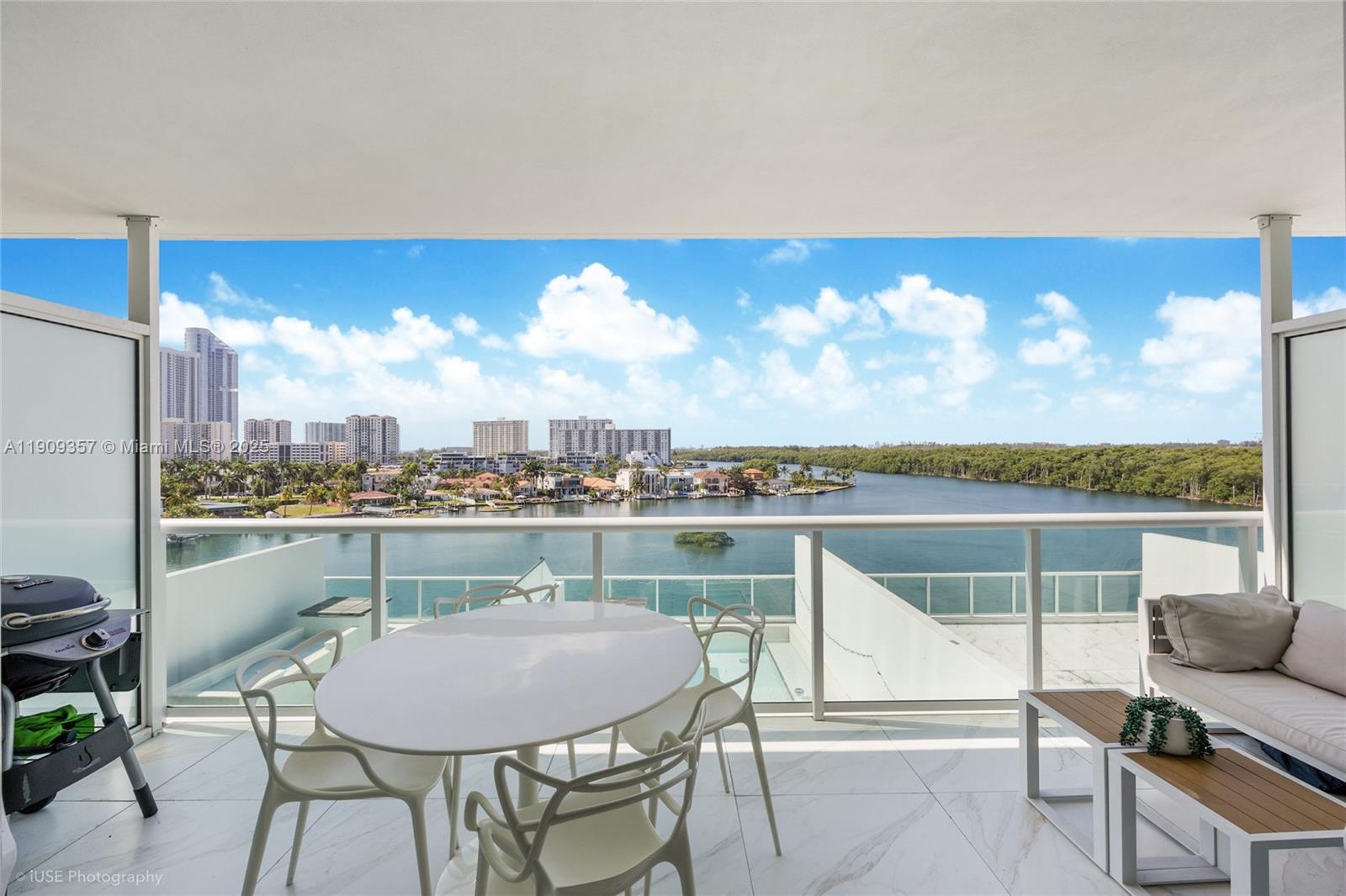 400 Sunny Isles Blvd # 704