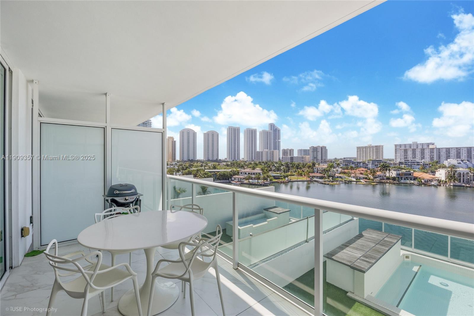 400 Sunny Isles Blvd # 704