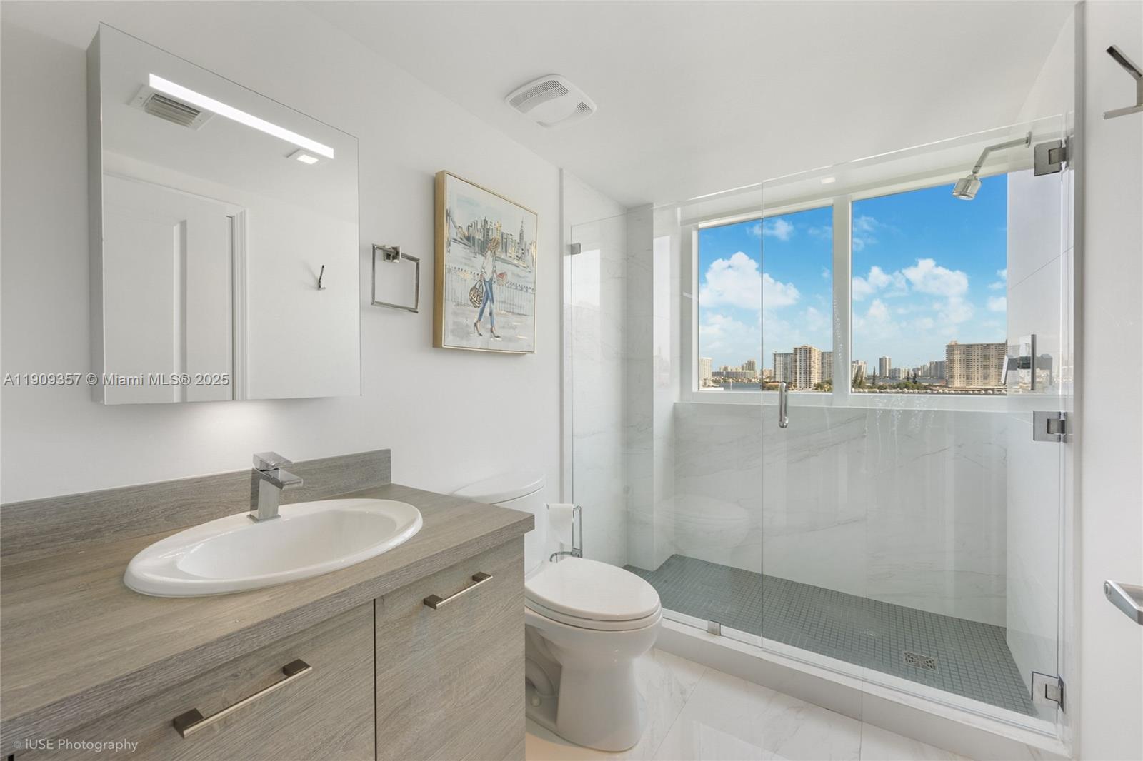 400 Sunny Isles Blvd # 704