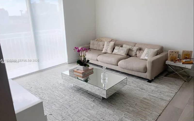 50 Menores Ave # 406