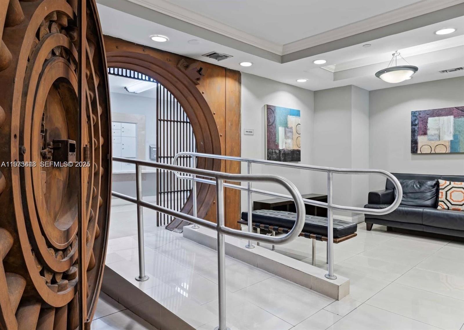111 E Flagler St # 510