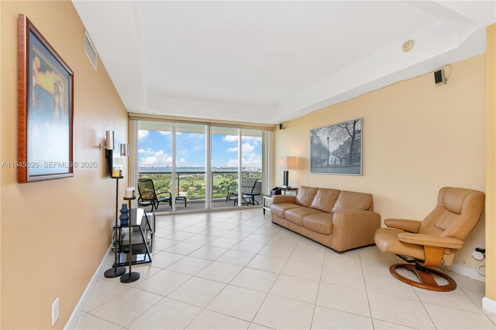 5600 Collins Ave # 17J