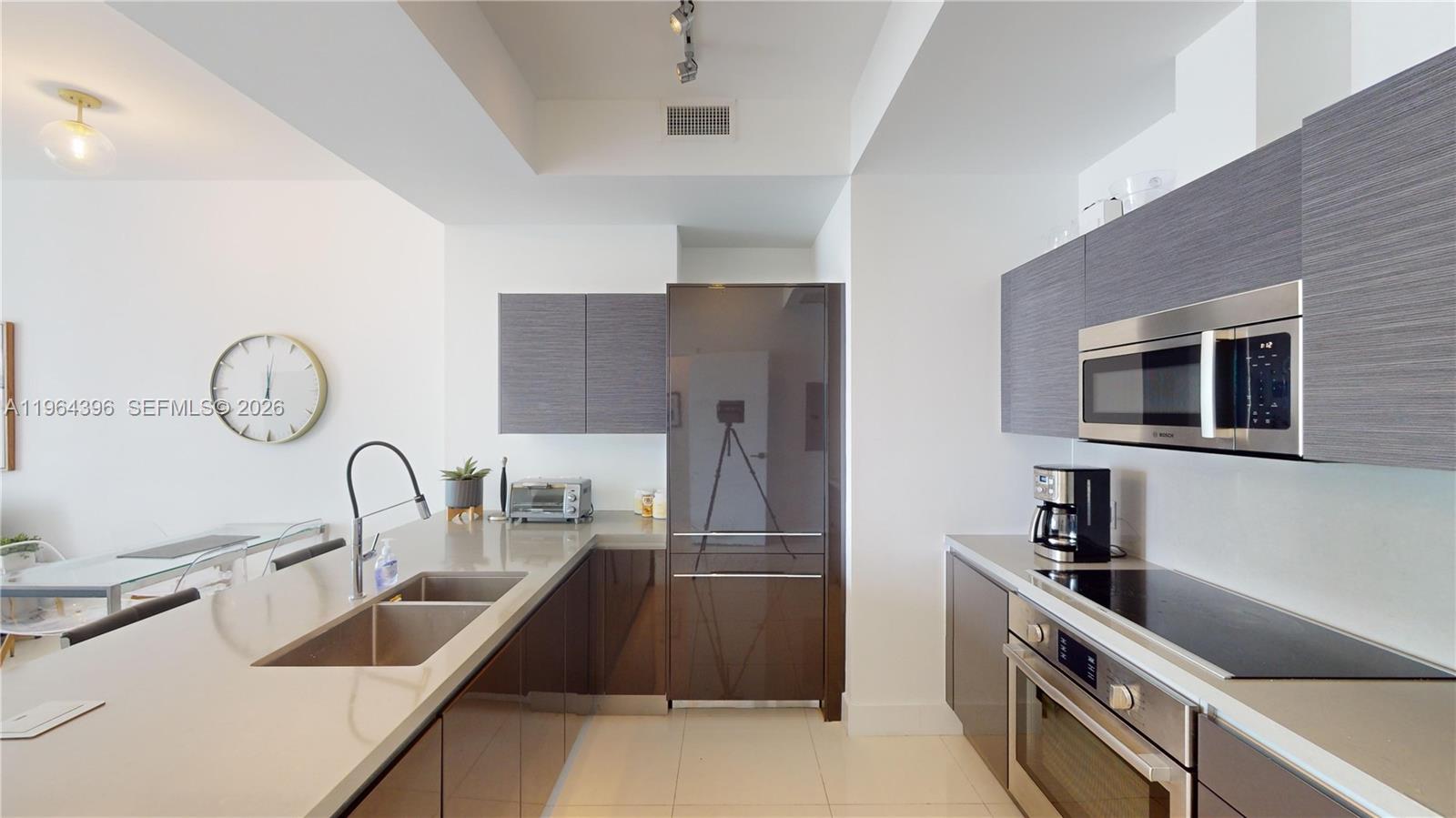 1080 N Brickell Ave # 2804