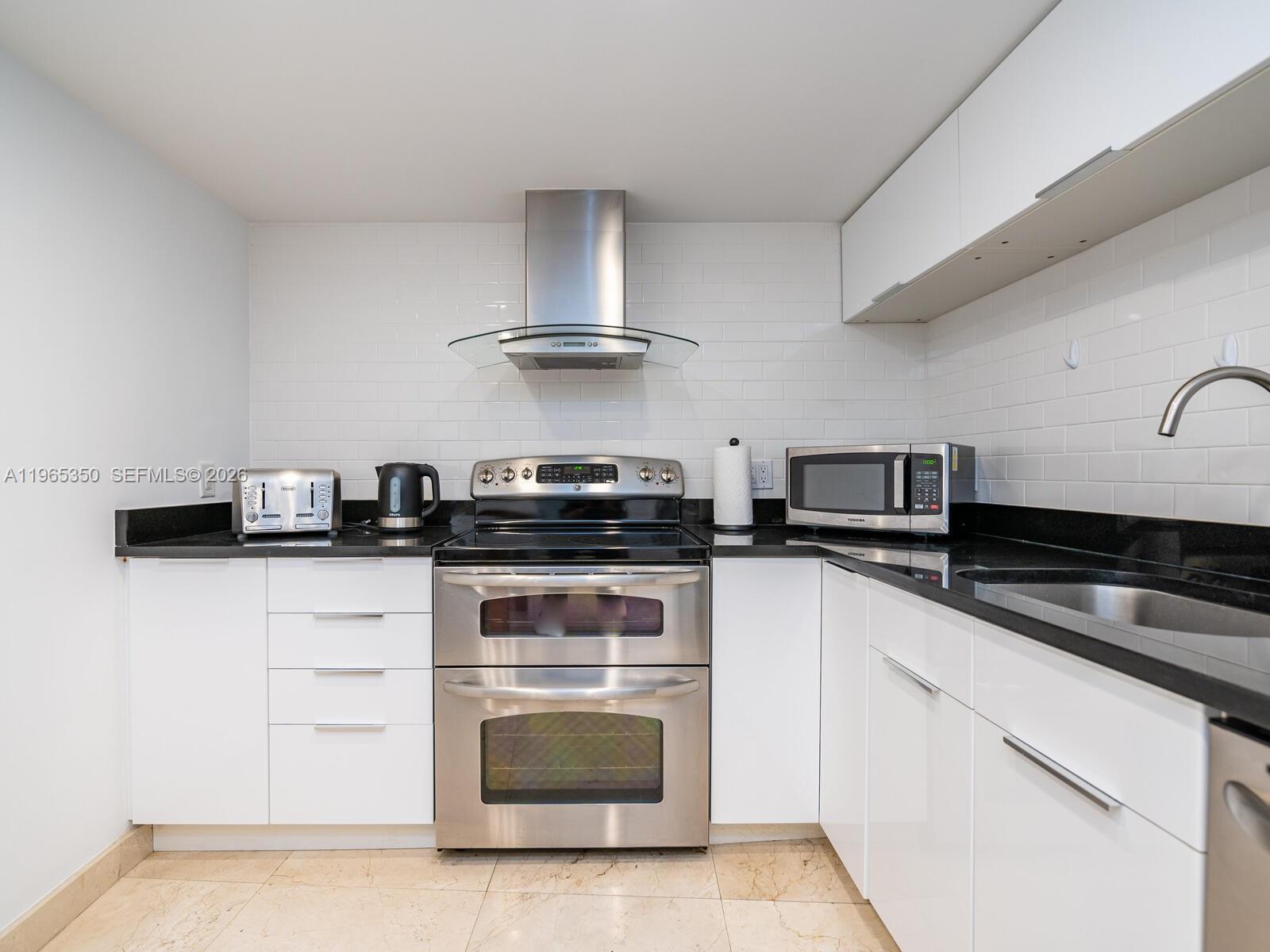 9 Island Ave # 2211