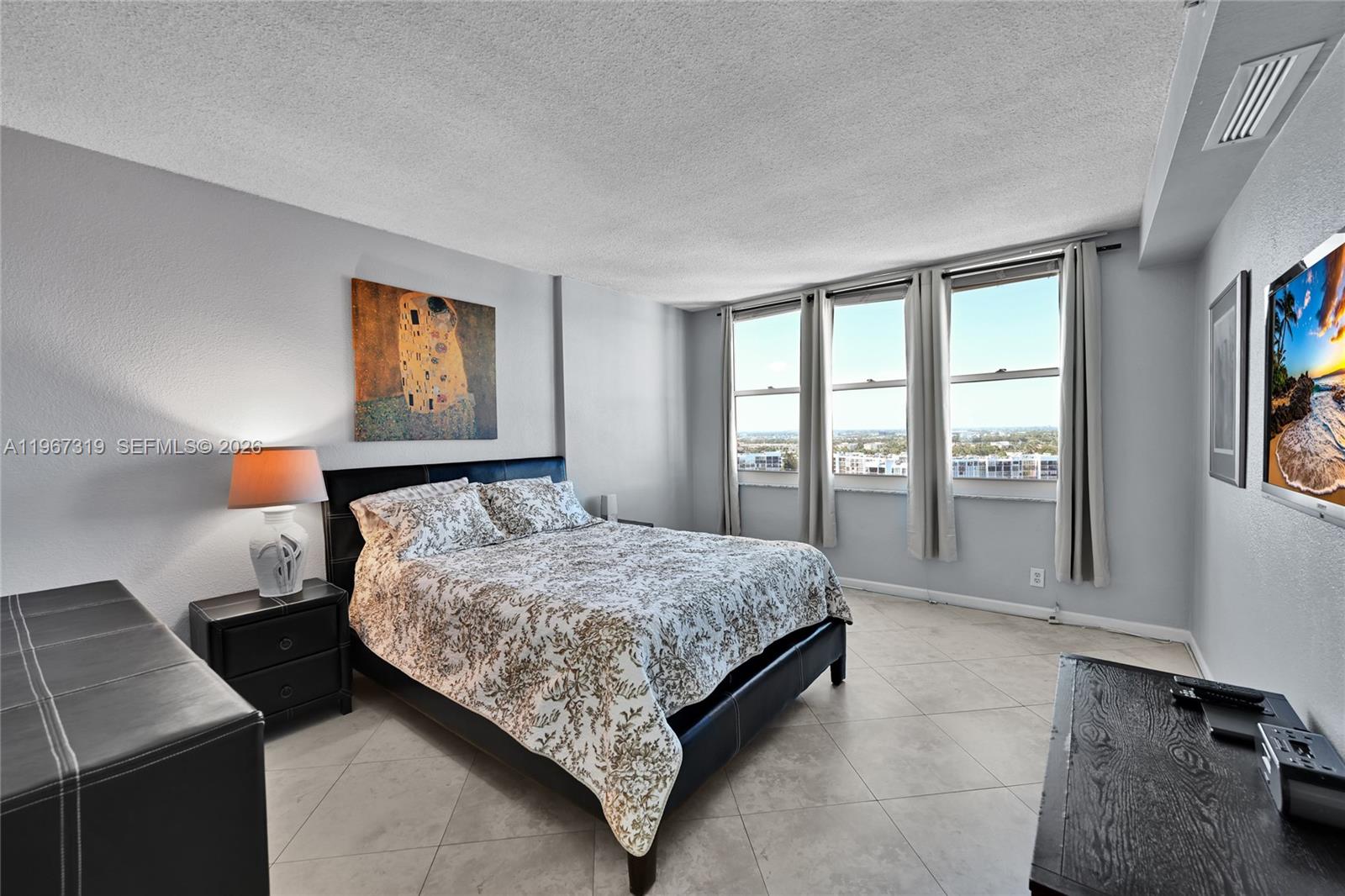 2501 S Ocean Dr Unit: PH30