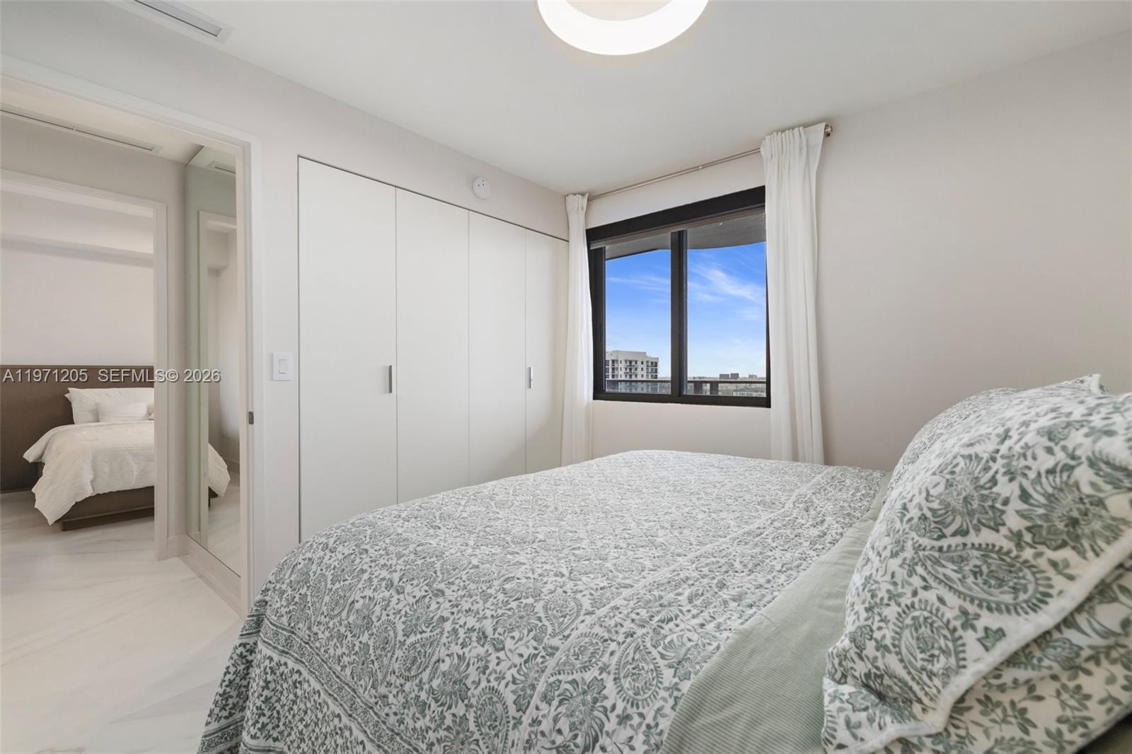 700 NE 24 # 2505