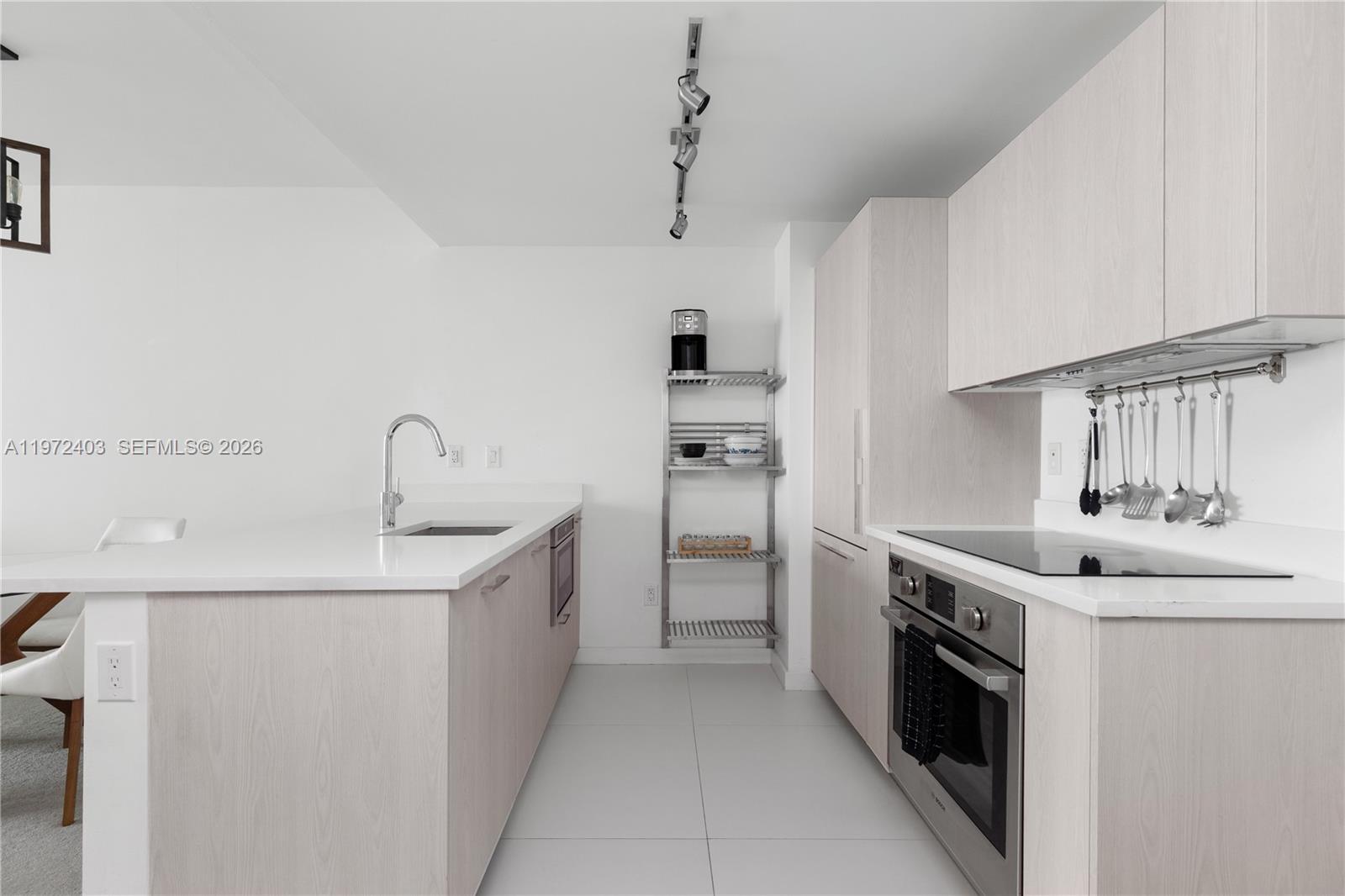 501 NE 31st St # 3005