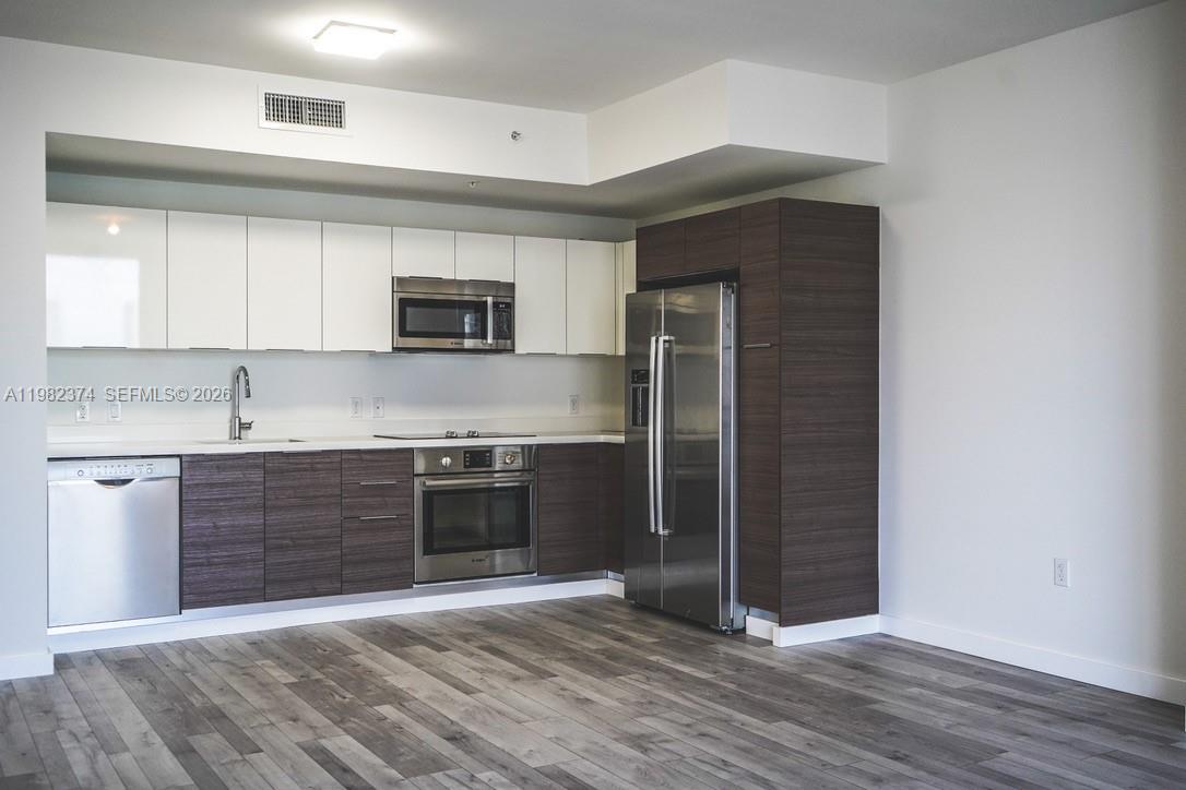 1010 SW 2nd Ave # 1007