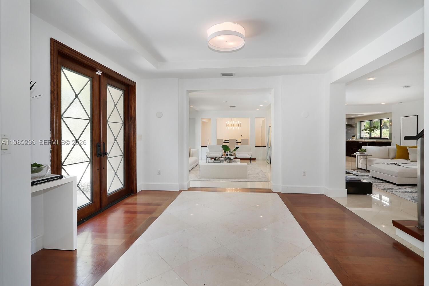 3425 Alhambra Cir