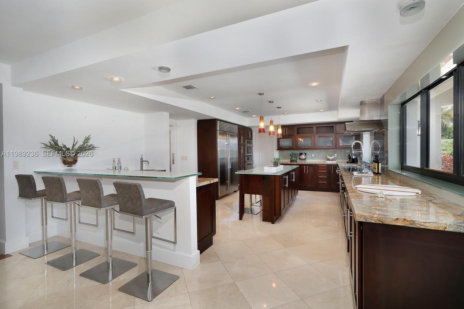 3425 Alhambra Cir
