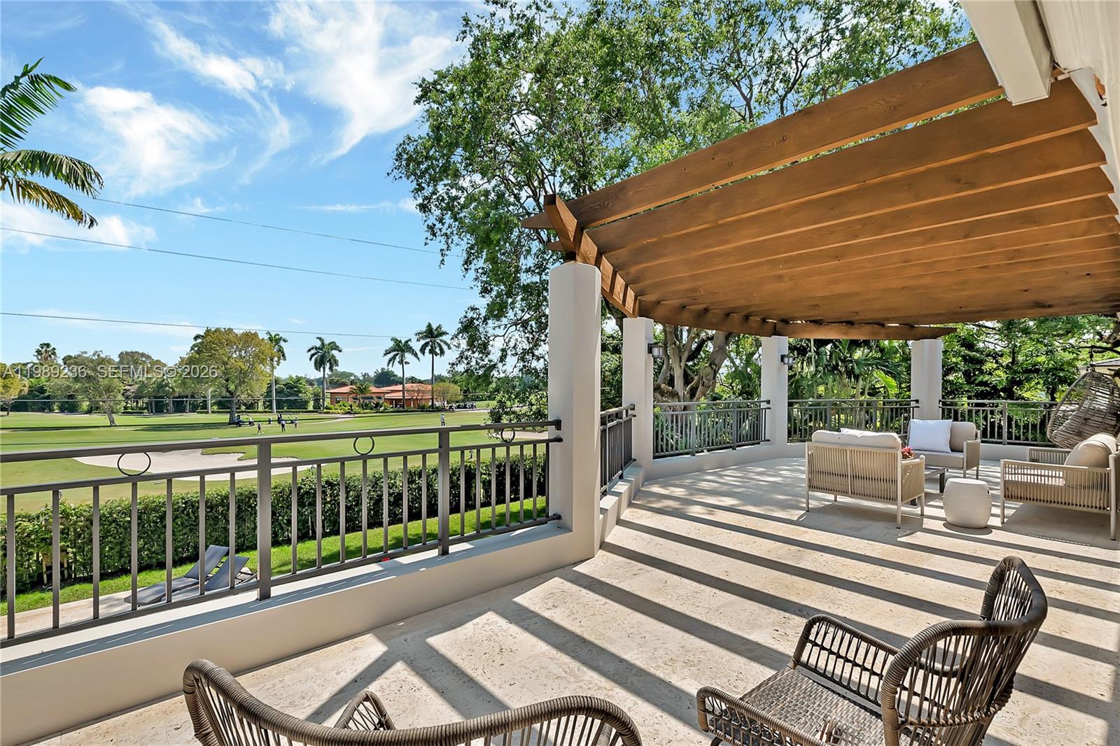 3425 Alhambra Cir