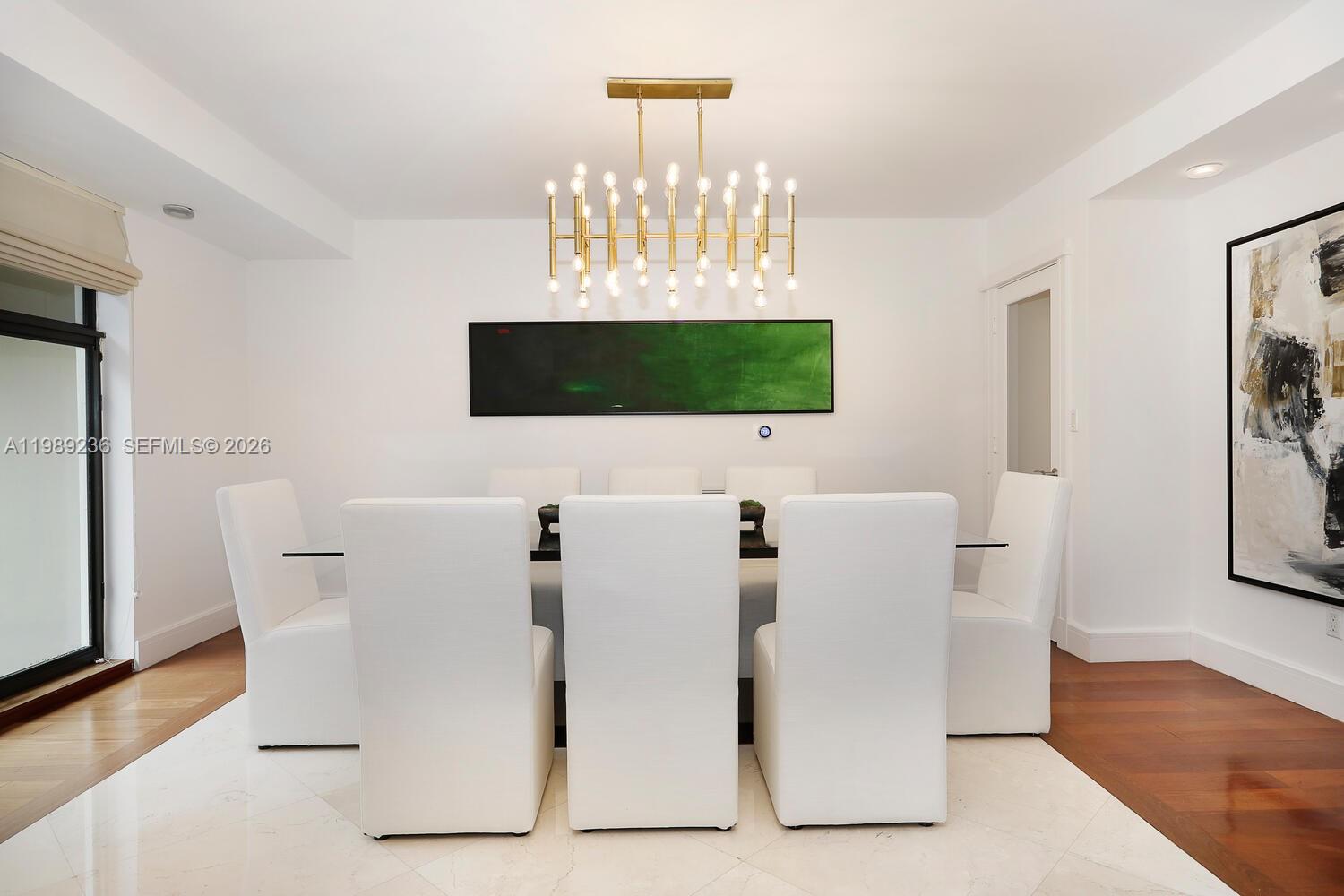3425 Alhambra Cir