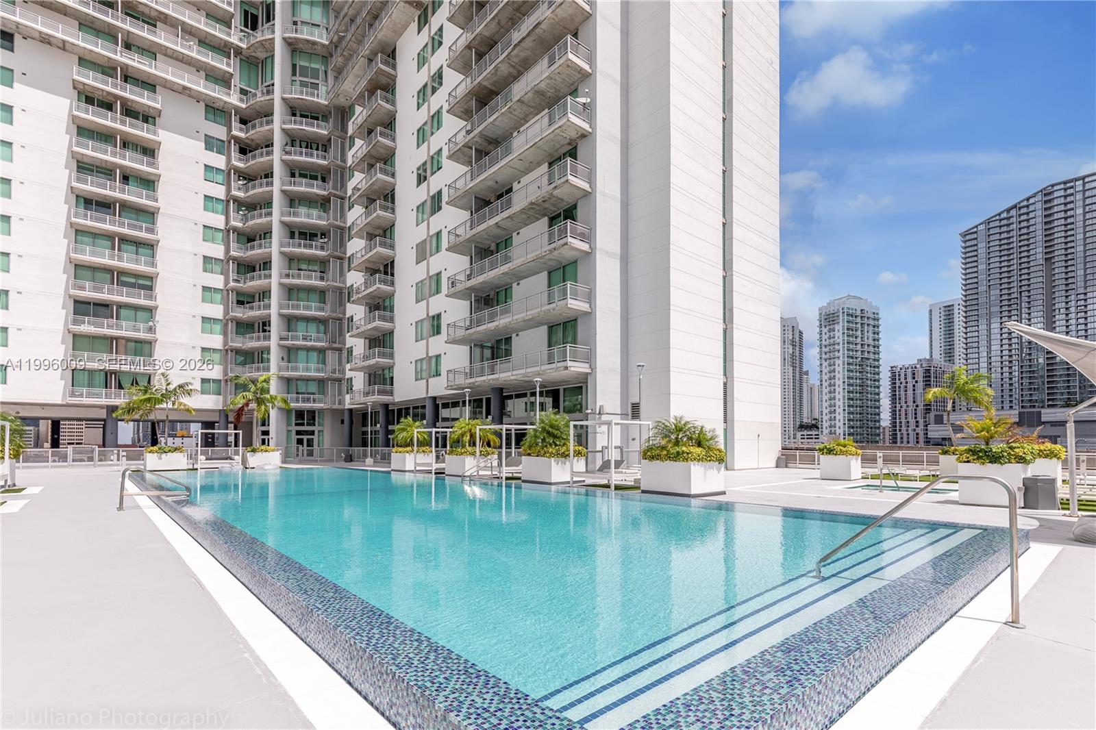 690 SW 1st Ct # 1017