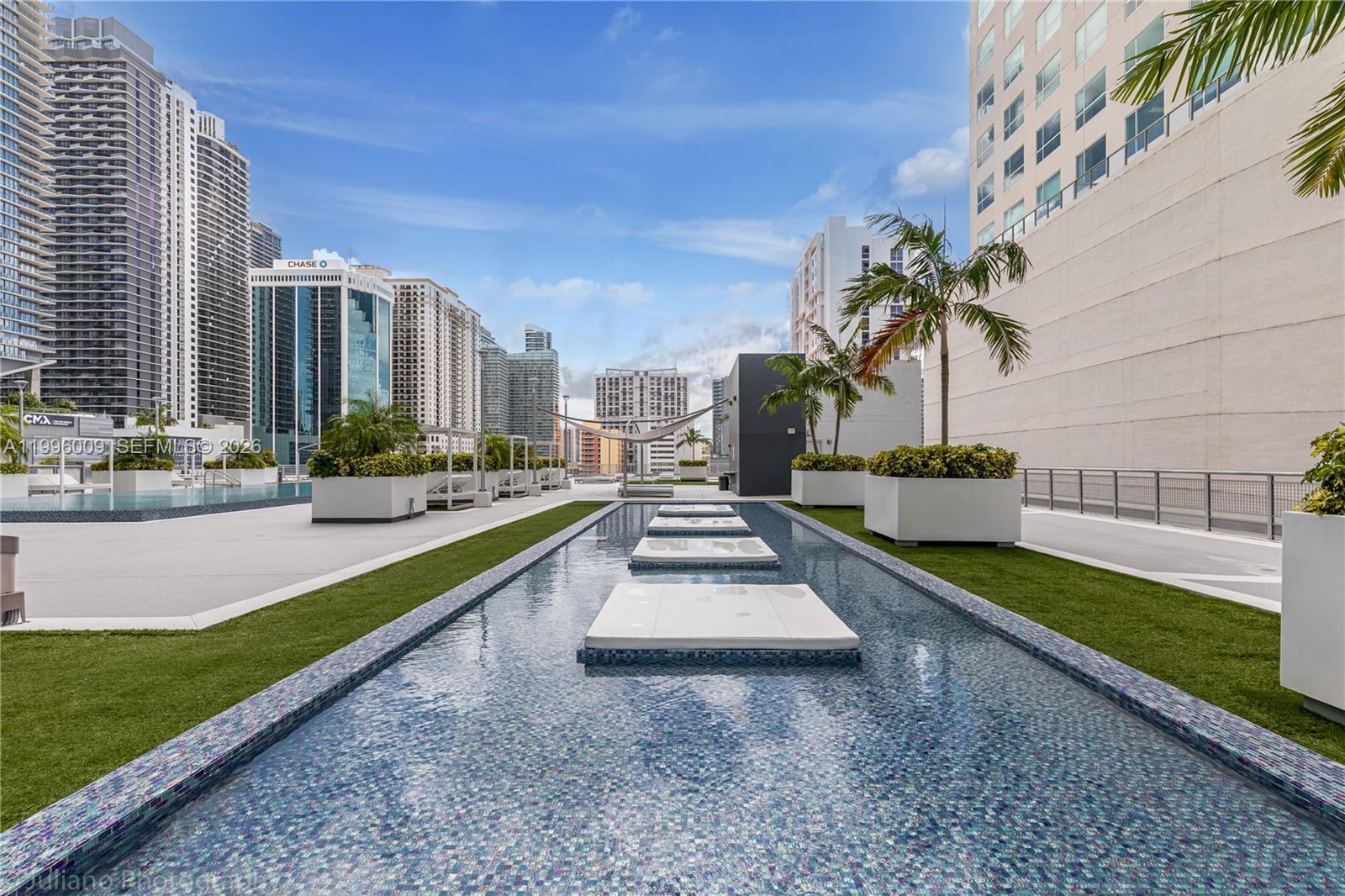 690 SW 1st Ct # 1017