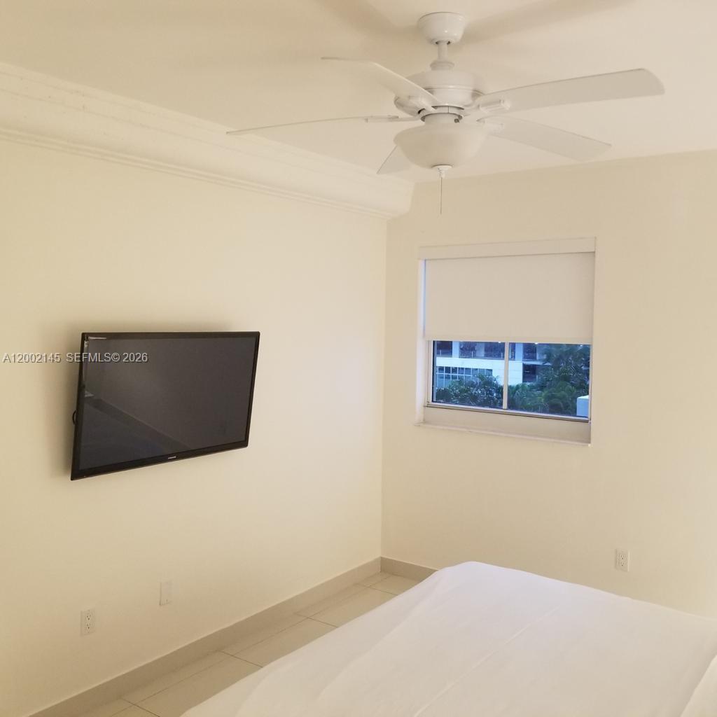 185 SE 14th Ter # 913