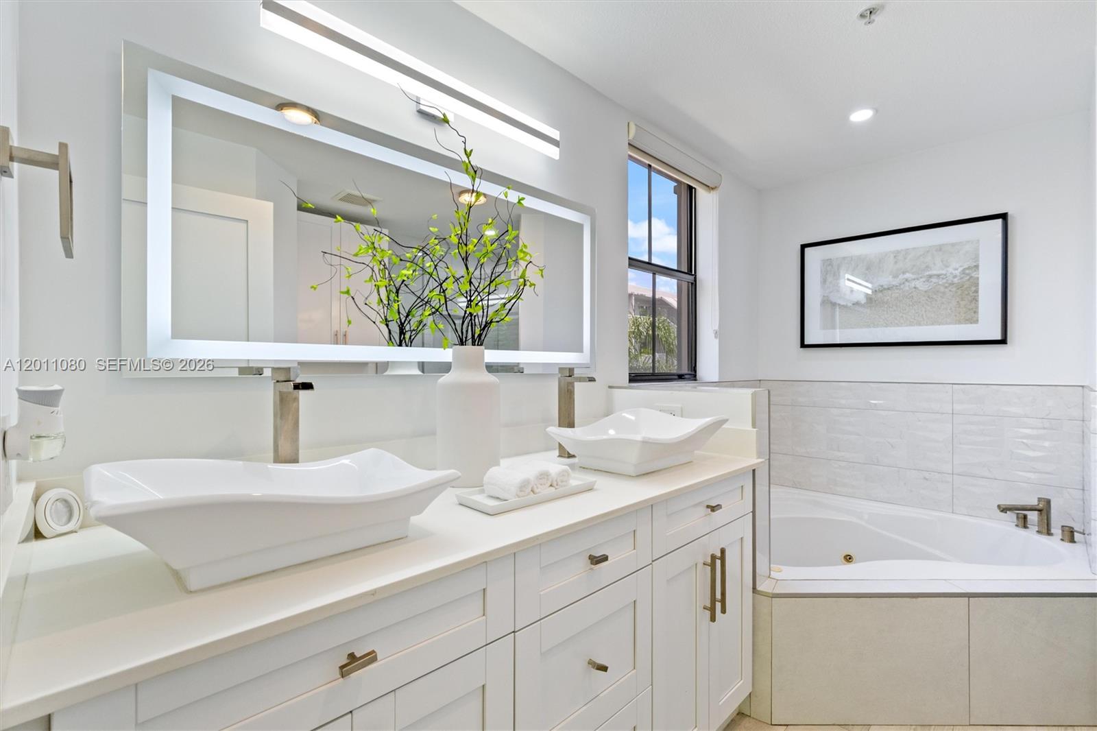 1650 Galiano St Unit: TH15