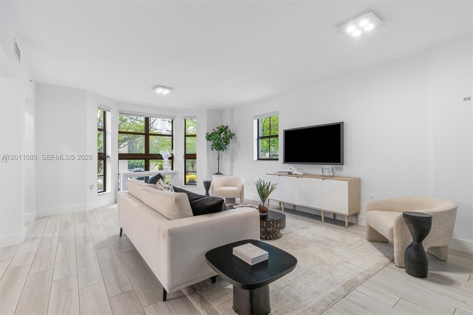1650 Galiano St Unit: TH15