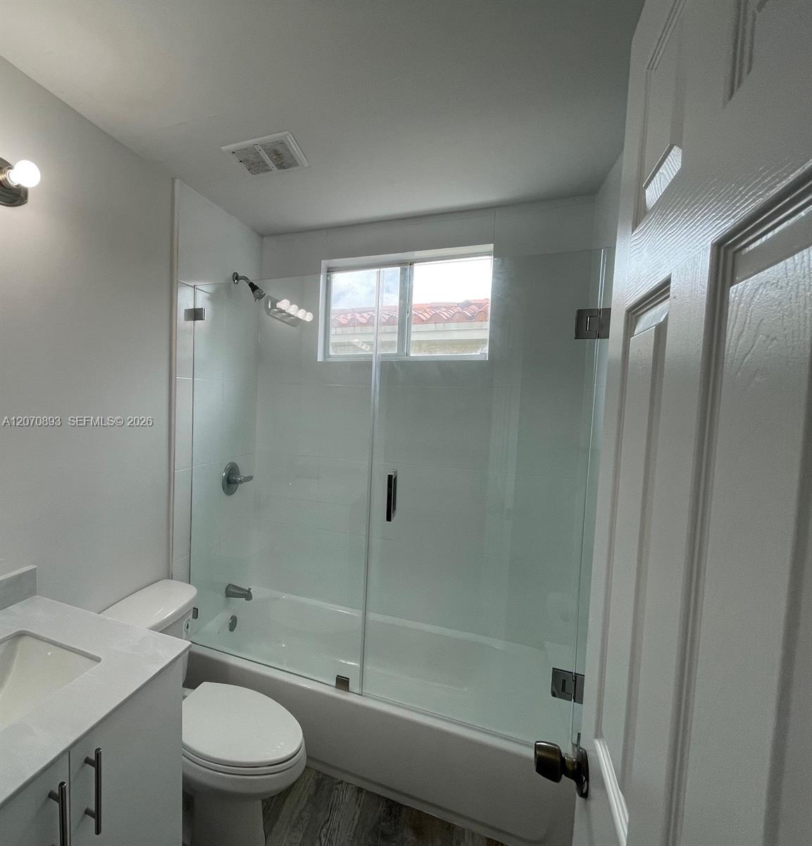 29 Oviedo Ave # 2