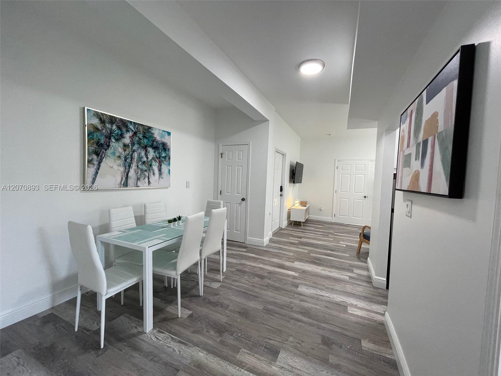29 Oviedo Ave # 2
