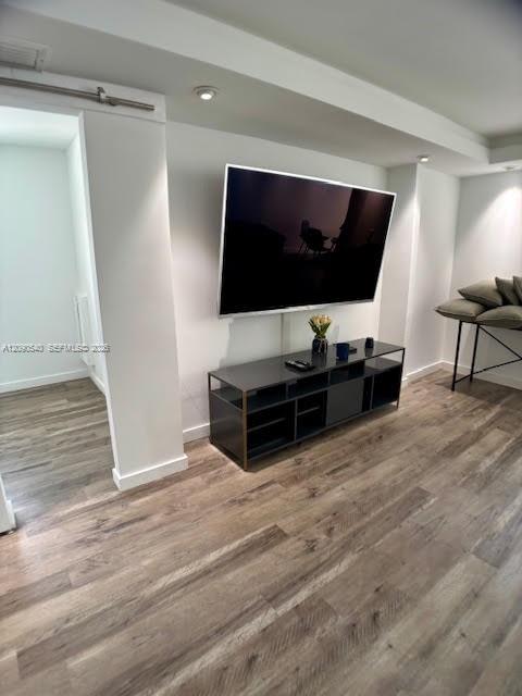 6450 Collins Ave # 609