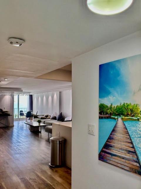 6450 Collins Ave # 609