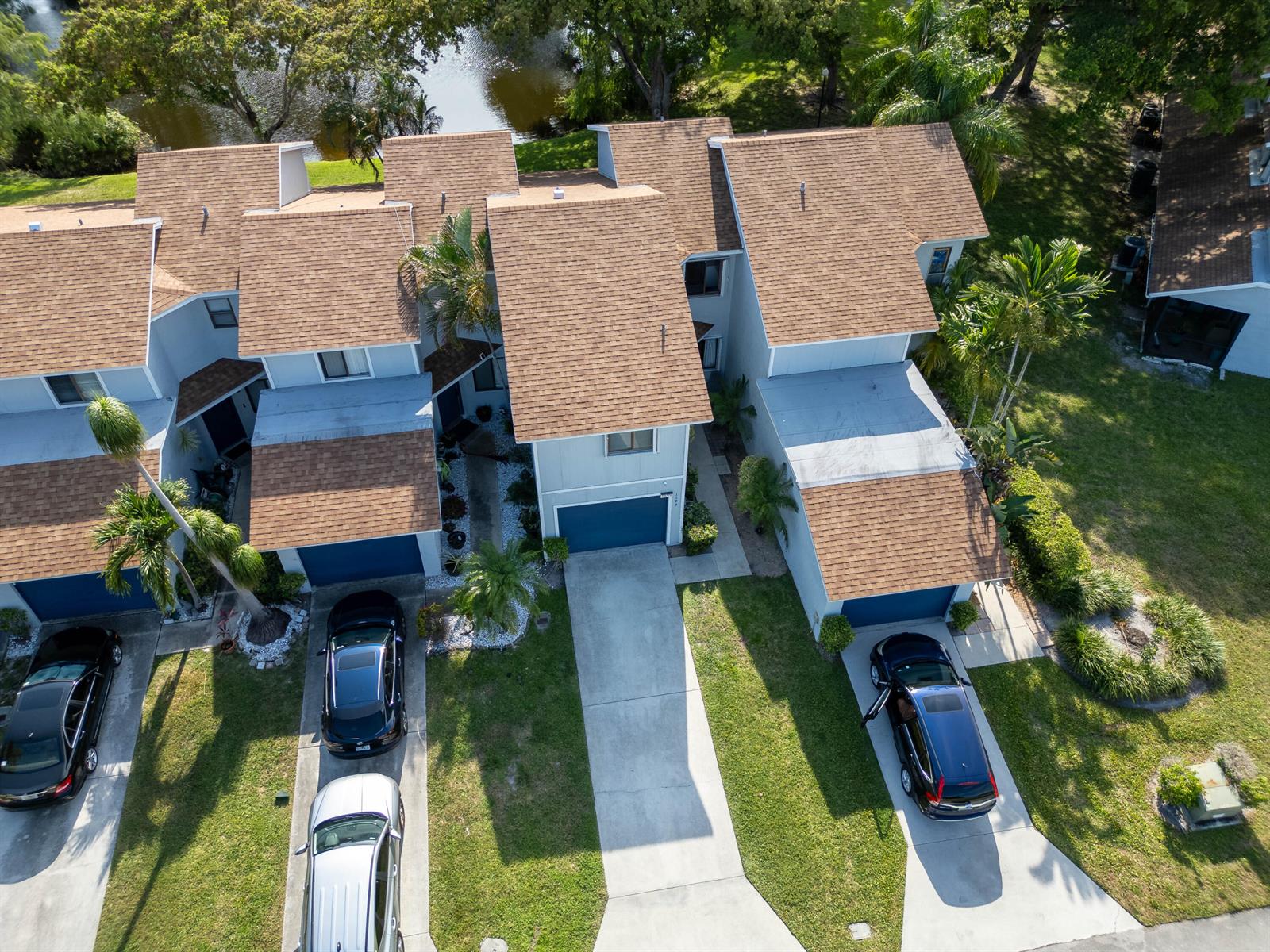 1599 Woodbridge Lakes Circle