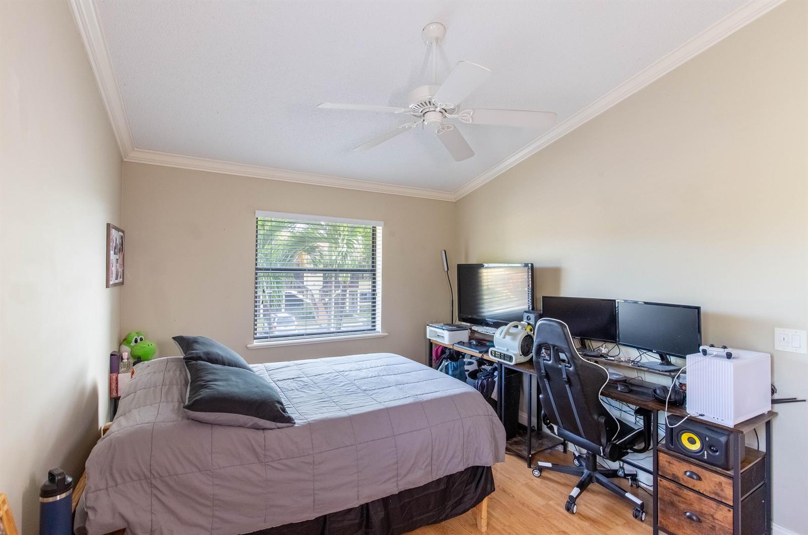 4703 Lucerne Lakes Boulevard E # 204