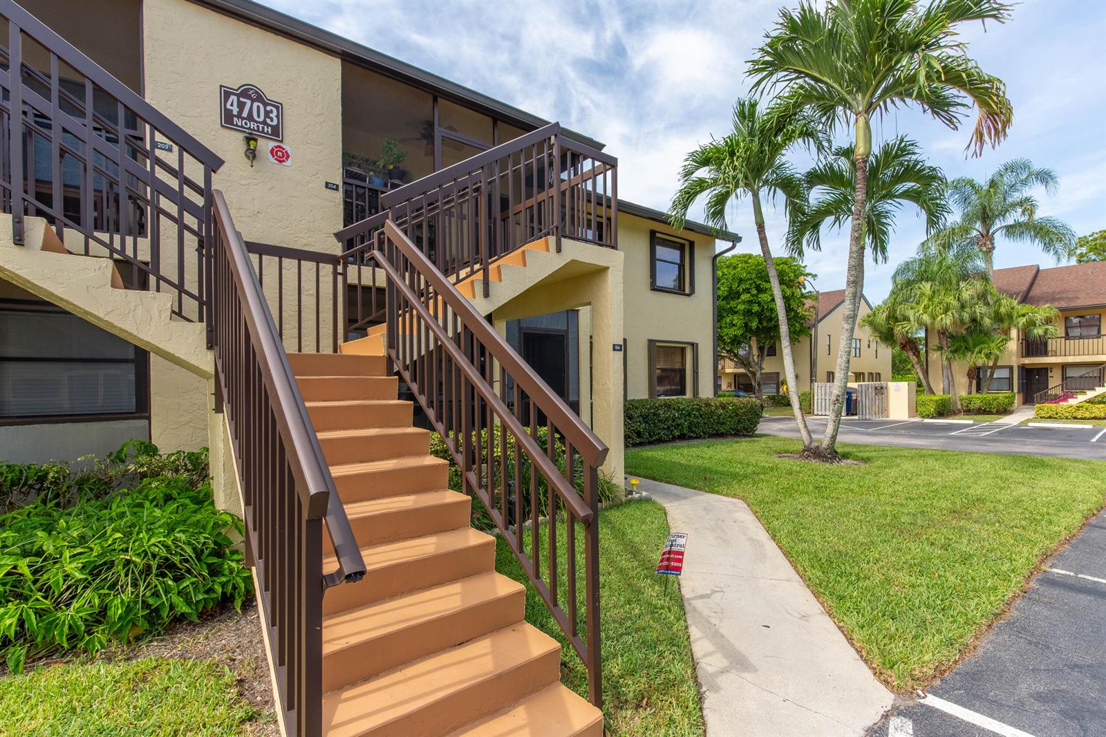 4703 Lucerne Lakes Boulevard E # 204