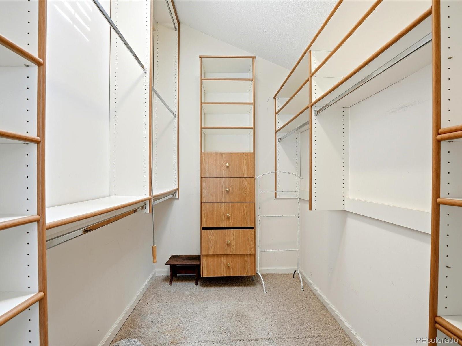 6886 S Pitkin Street