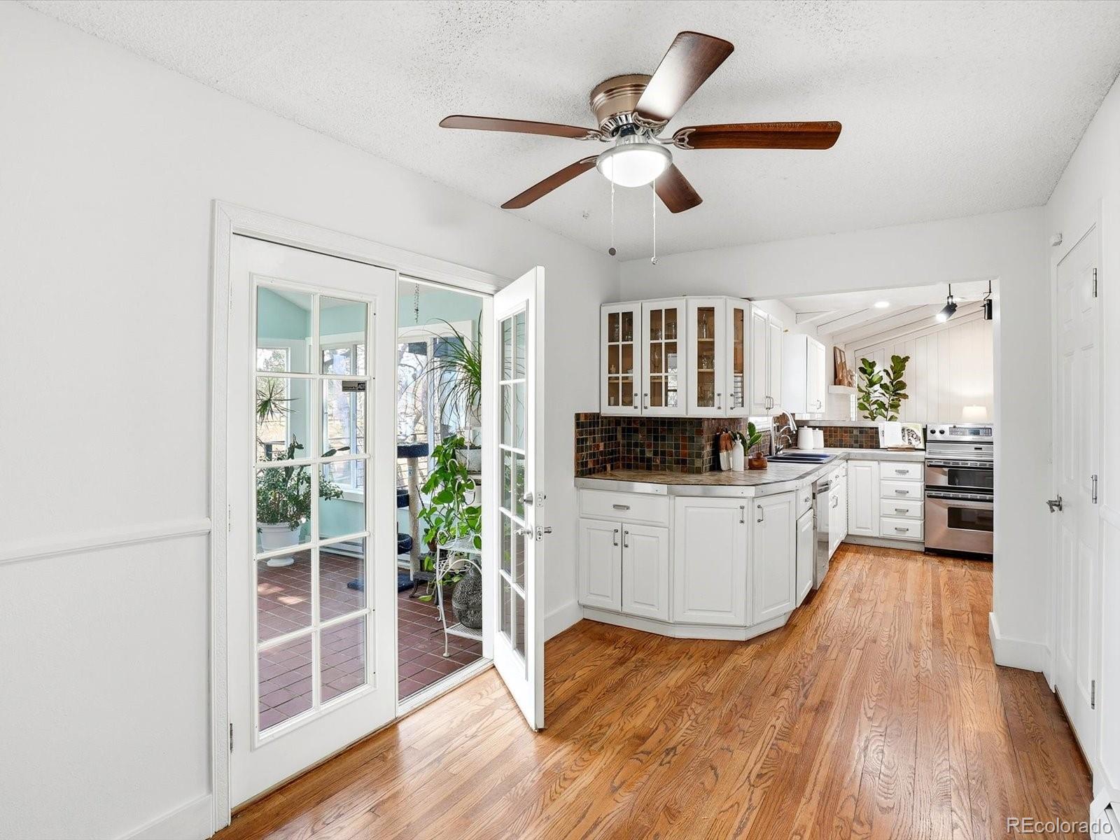 6886 S Pitkin Street