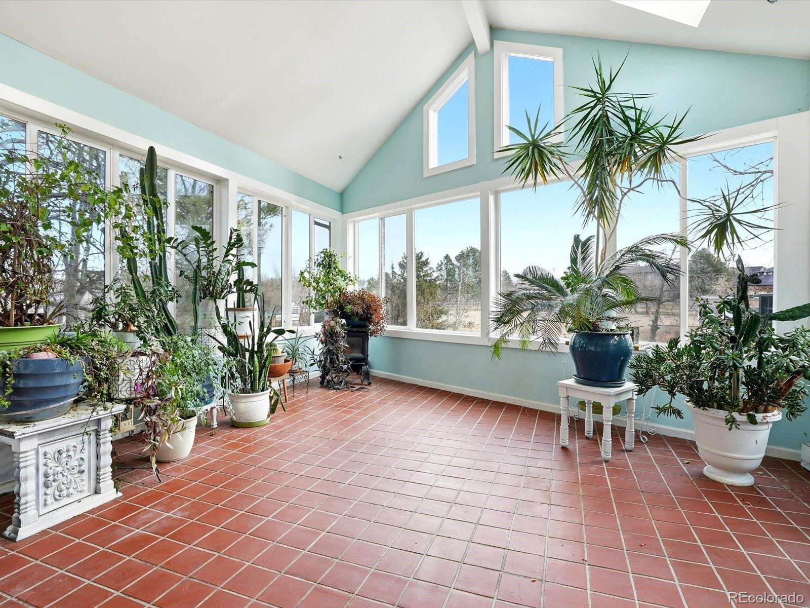 6886 S Pitkin Street