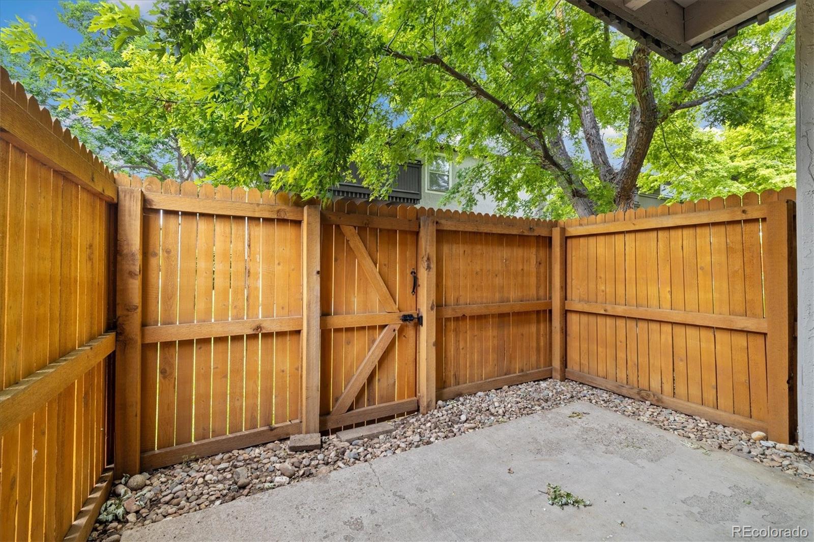 7105 S Gaylord Street Unit: B4