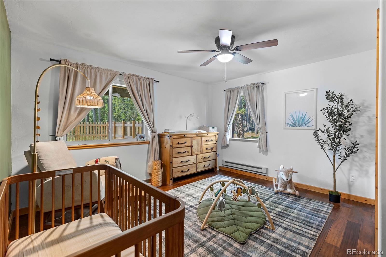 1110 Circle 73