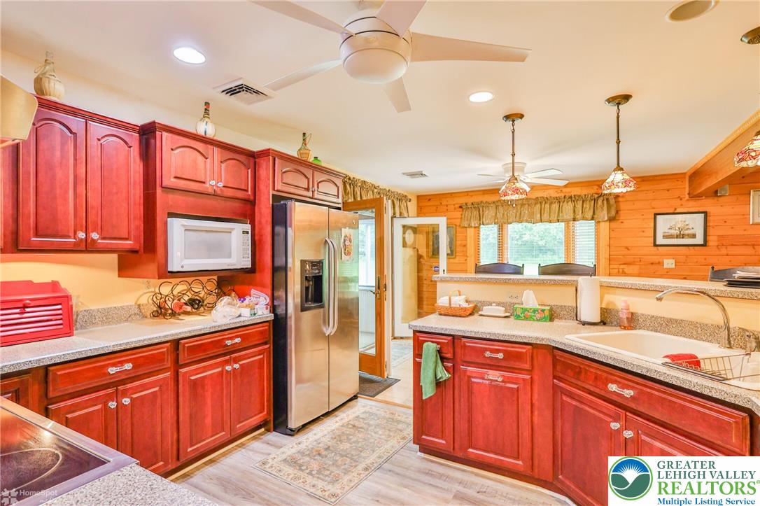 142 Hickory Lane