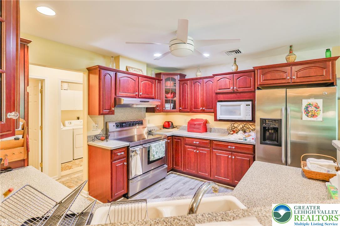 142 Hickory Lane