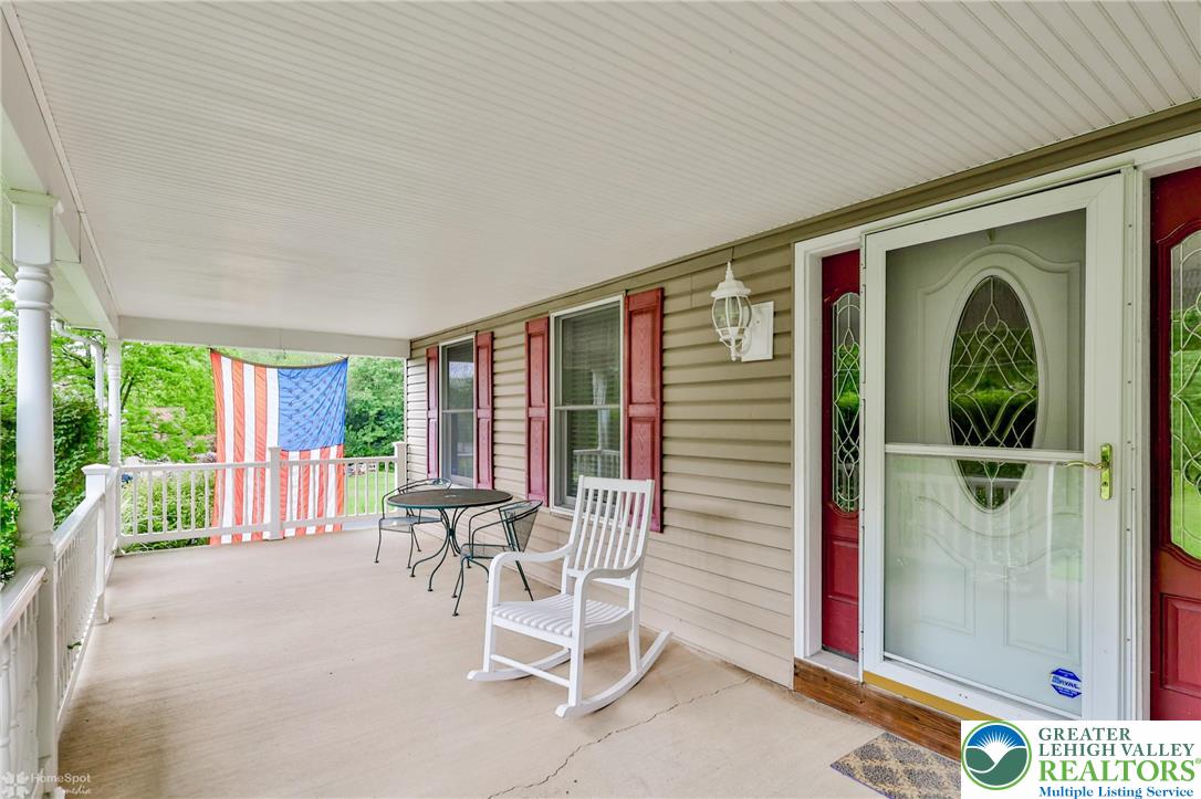 142 Hickory Lane