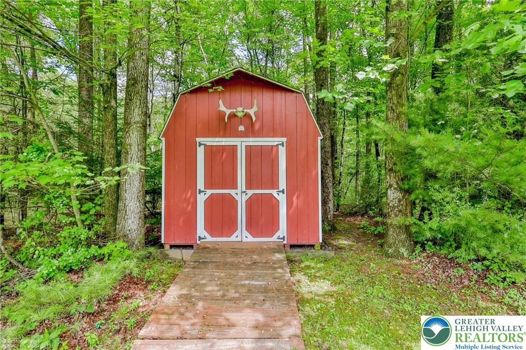 142 Hickory Lane