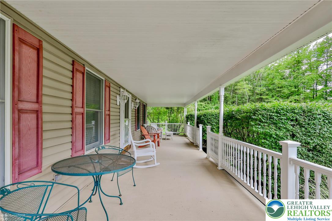 142 Hickory Lane