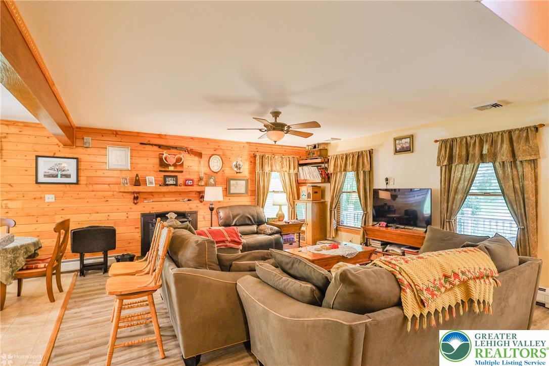 142 Hickory Lane