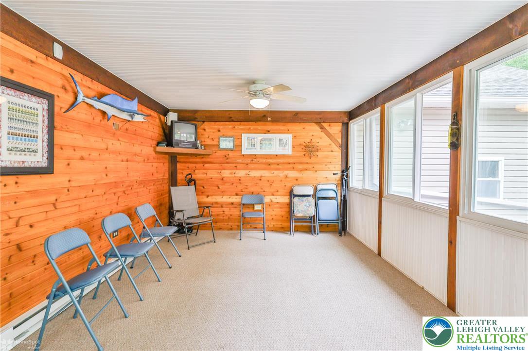 142 Hickory Lane