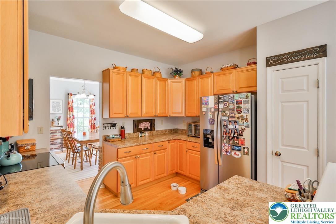 1360 Hennaberry Lane