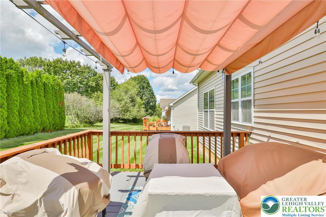 1360 Hennaberry Lane