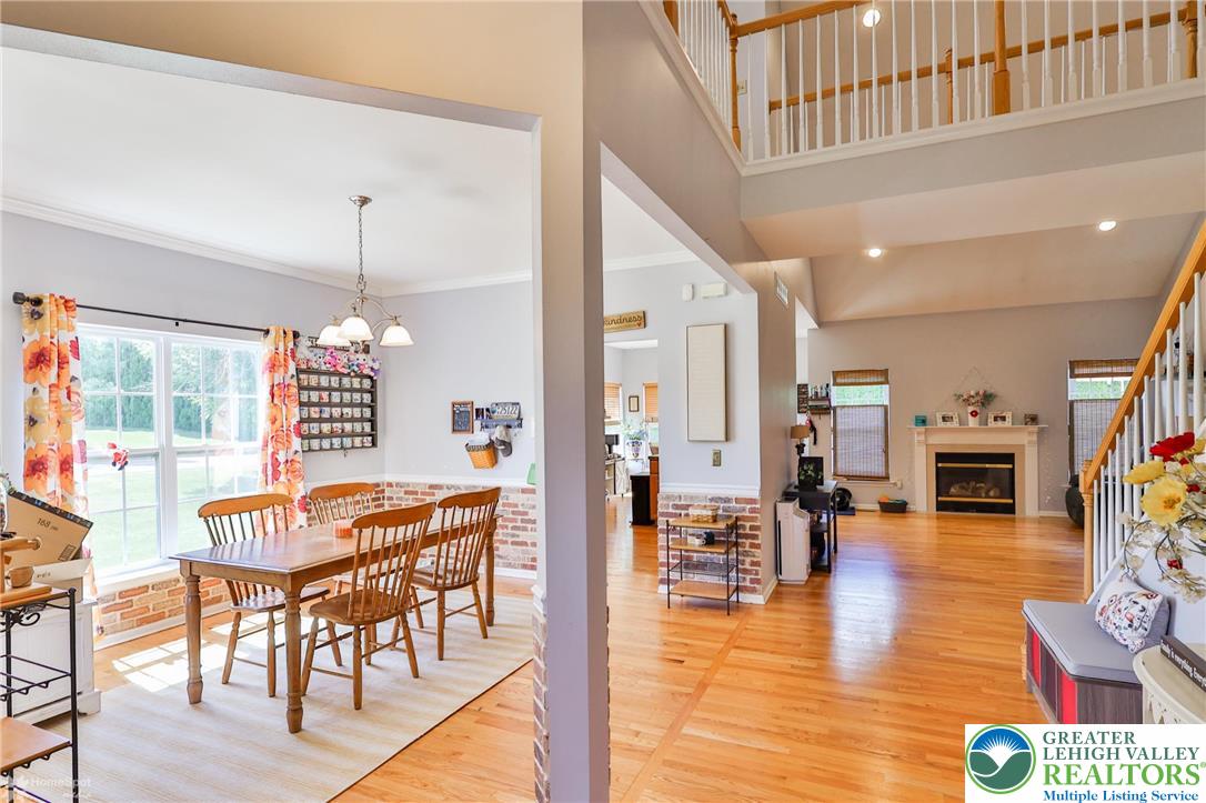 1360 Hennaberry Lane