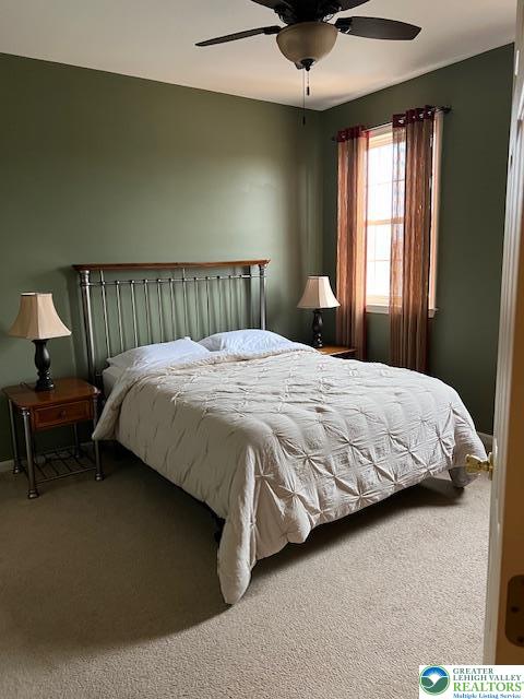 40 Hillside Court South