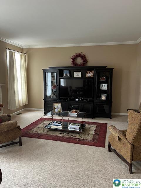 40 Hillside Court South